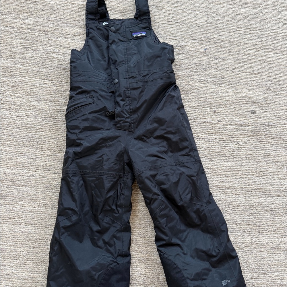 Patagonia Black Insulated kids snow Bib